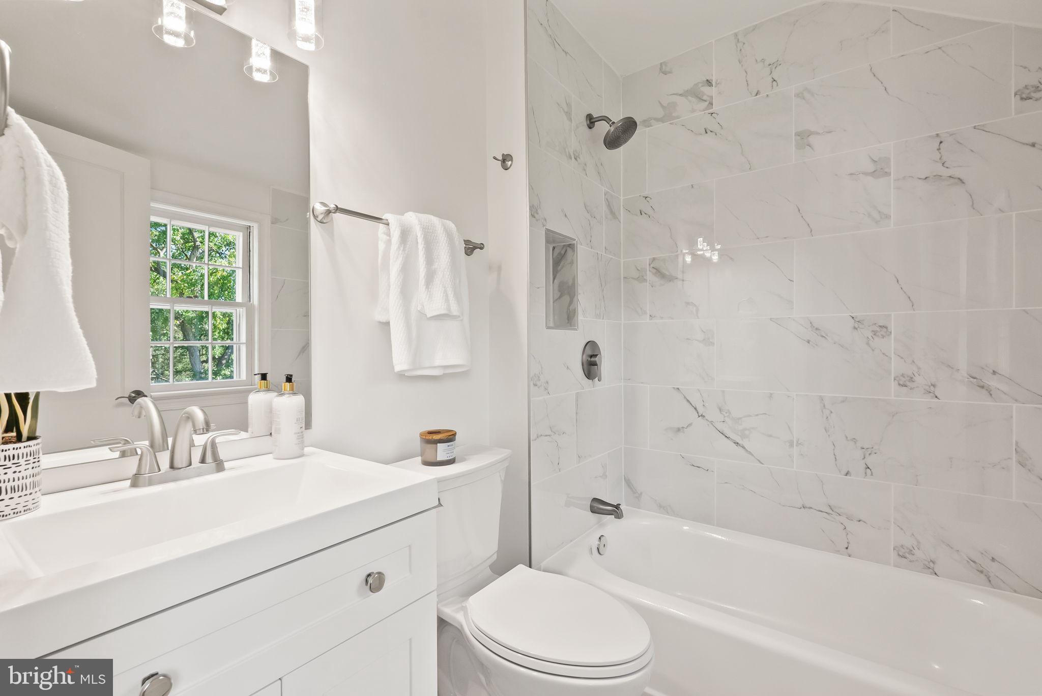 IVY HILL - Residential