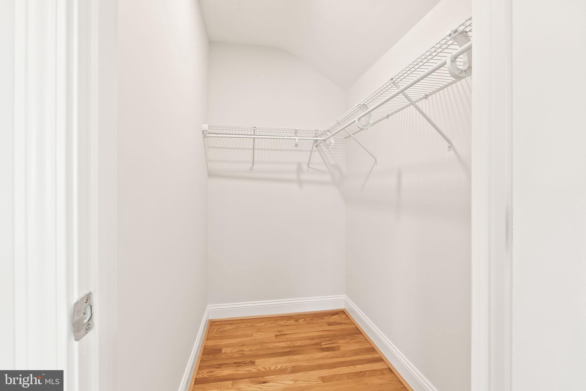 IVY HILL - Residential