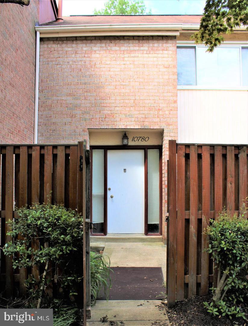 PATRIDGE COURTS CONDOMINIUMS - Residential Lease