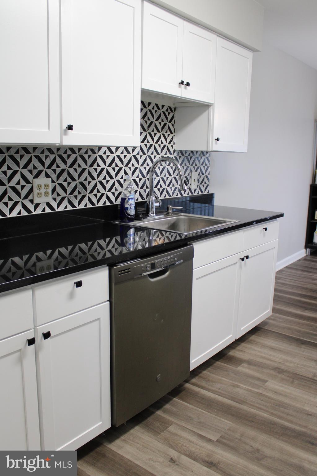 PATRIDGE COURTS CONDOMINIUMS - Residential Lease