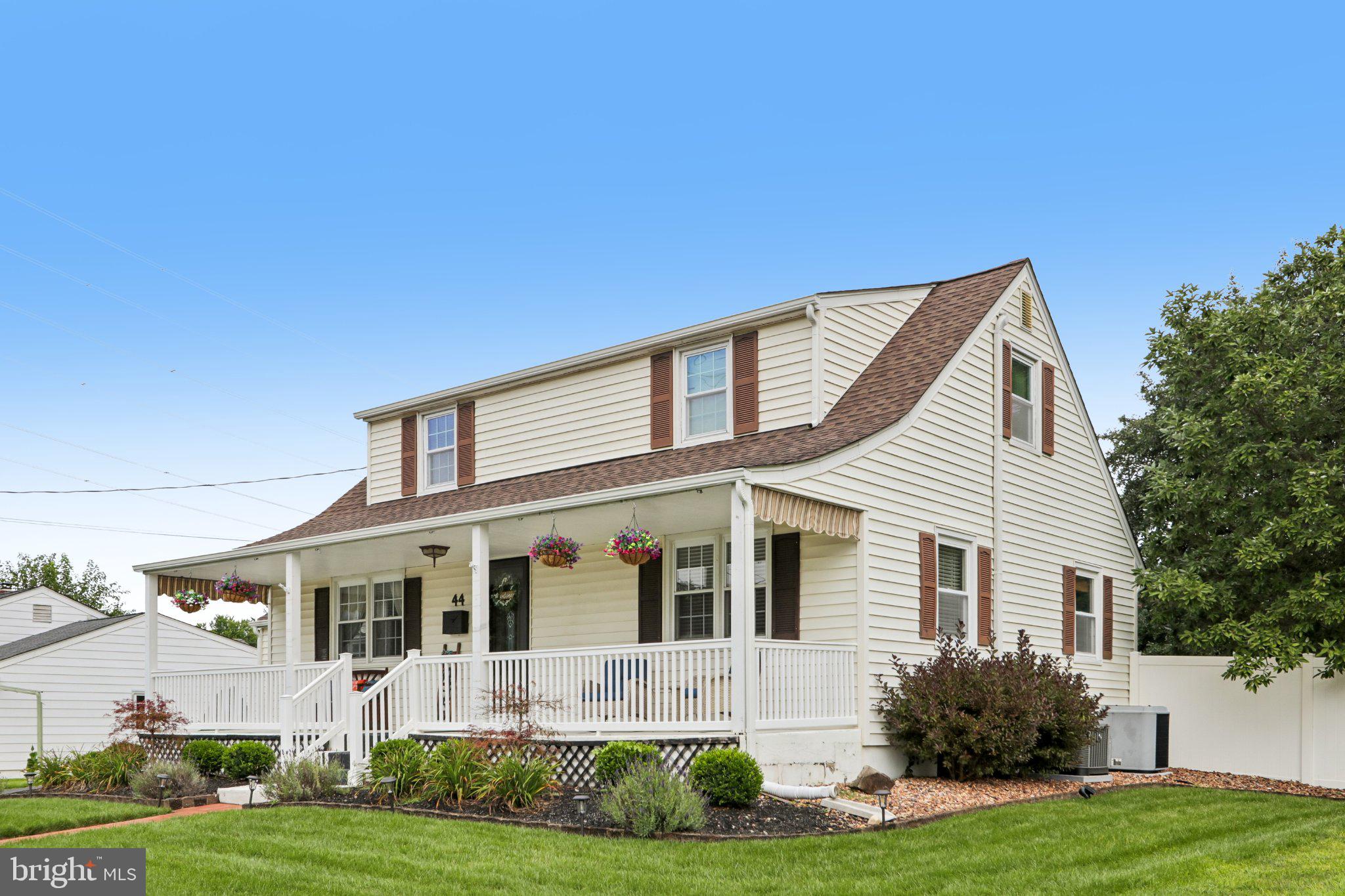 44 PINTINALLI DRIVE