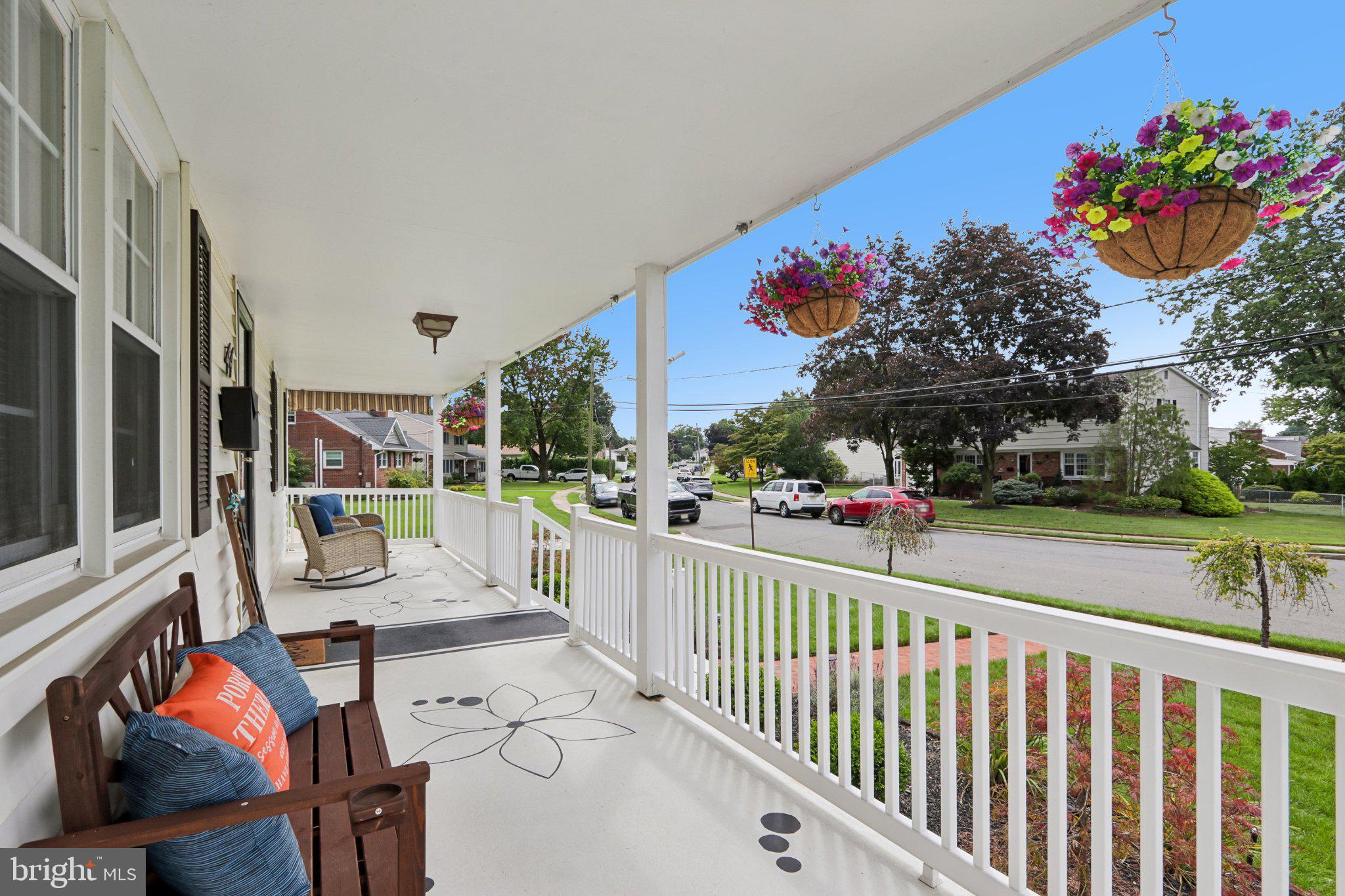 44 PINTINALLI DRIVE