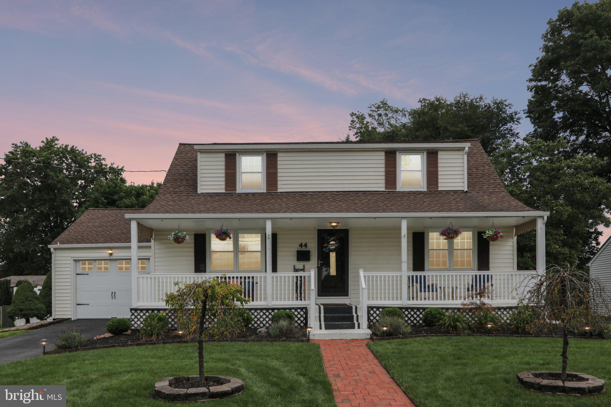 44 PINTINALLI DRIVE