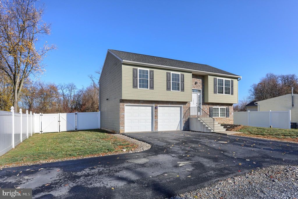 Photo of 1675 Turnpike Road, Elizabethtown, PA 17022 (MLS # PALA2060964)