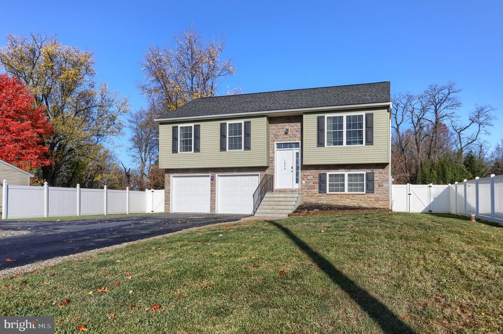 Photo of 1675 Turnpike Road, Elizabethtown, PA 17022 (MLS # PALA2060964)
