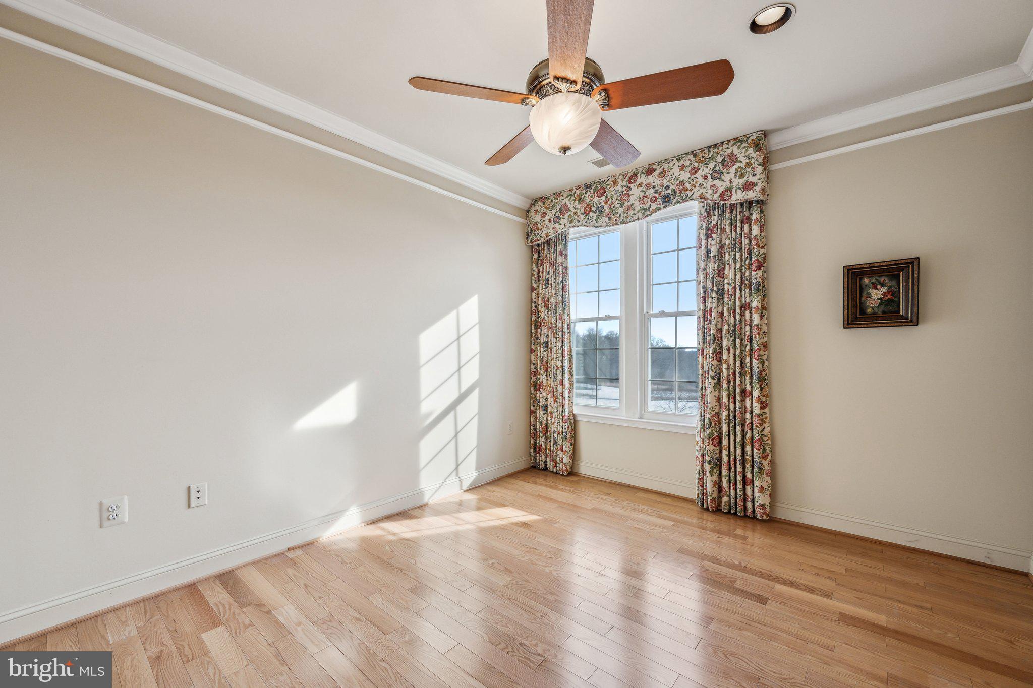 FALLSGROVE - Residential