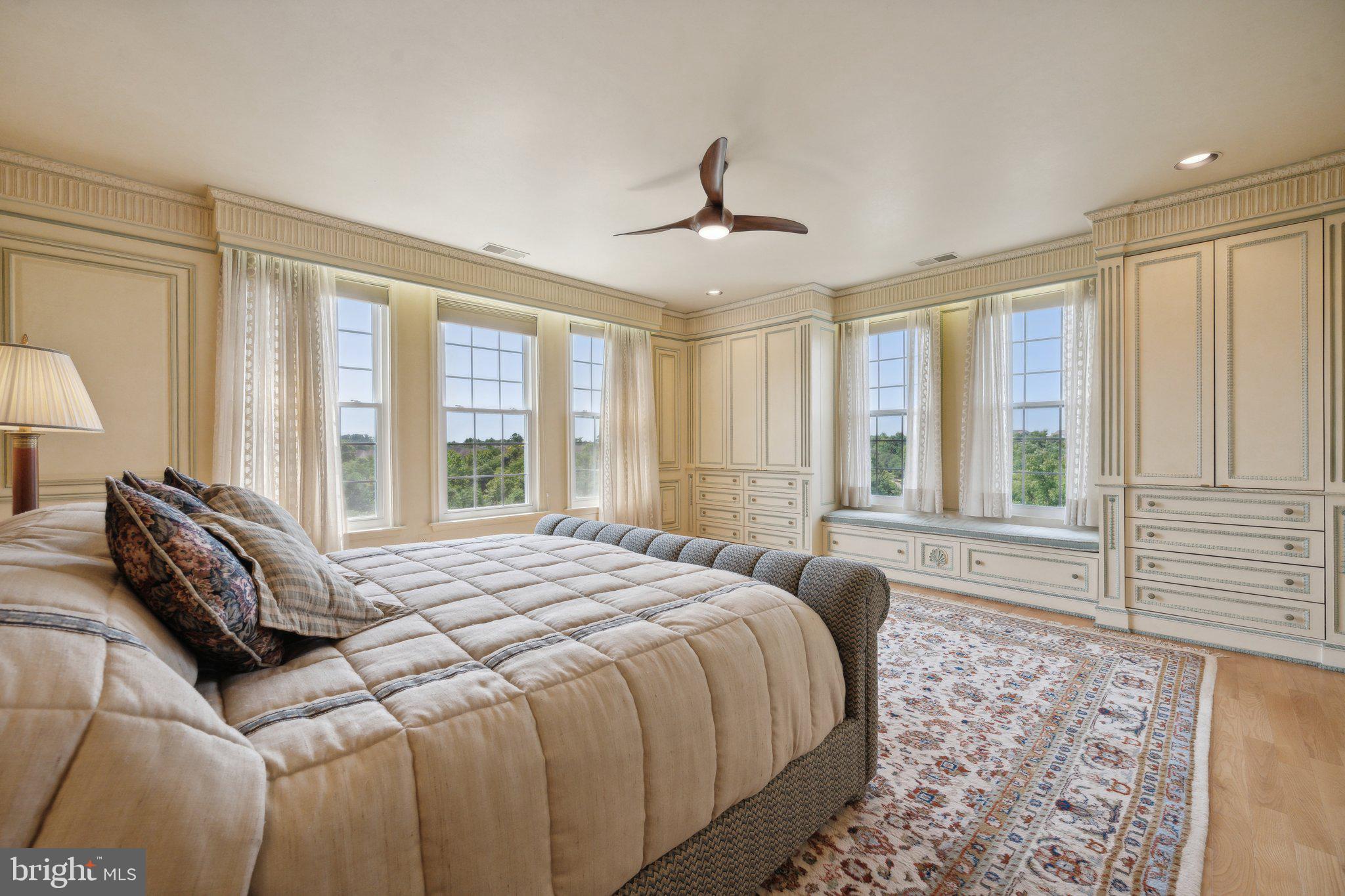 FALLSGROVE - Residential