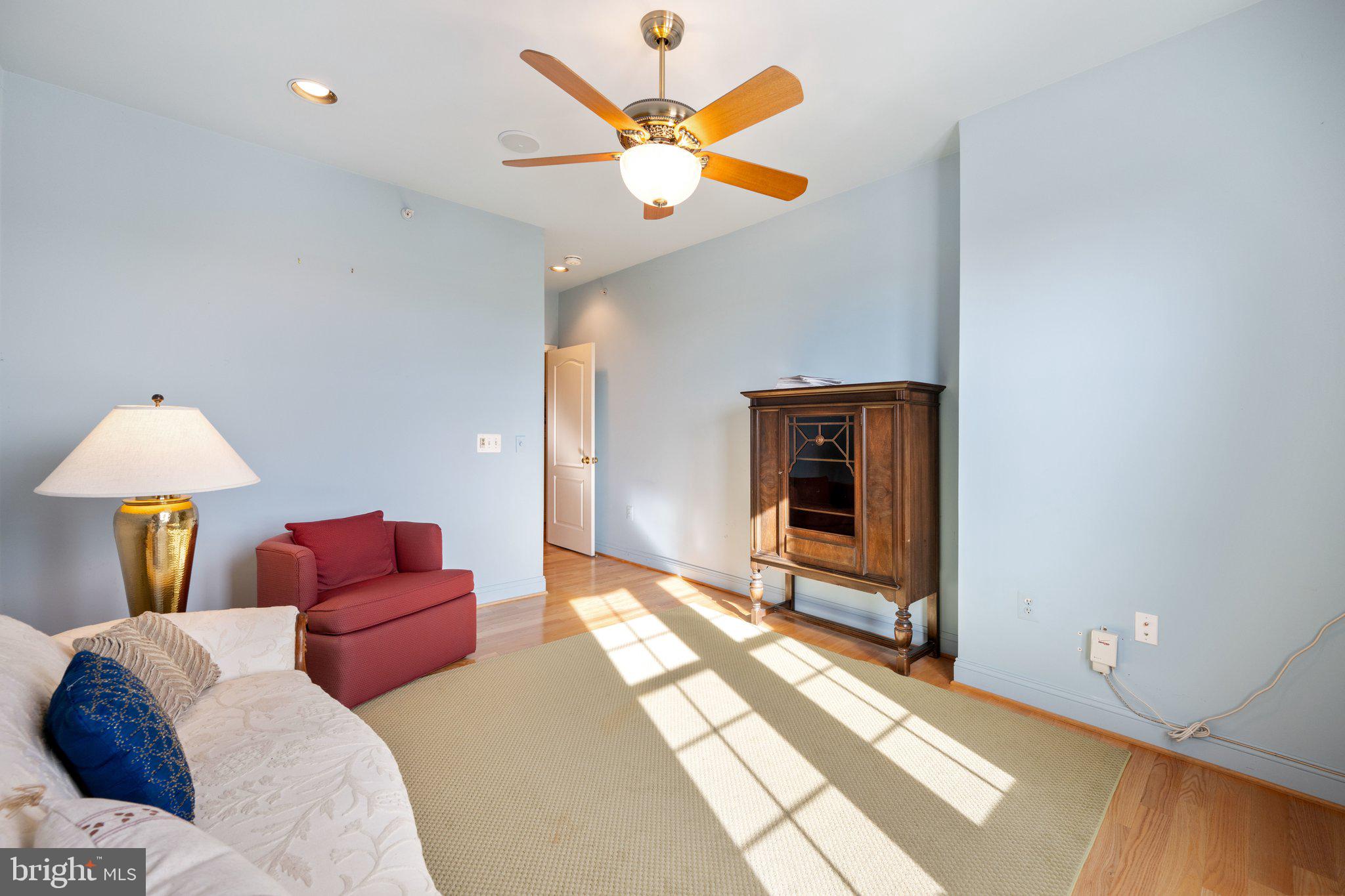 FALLSGROVE - Residential