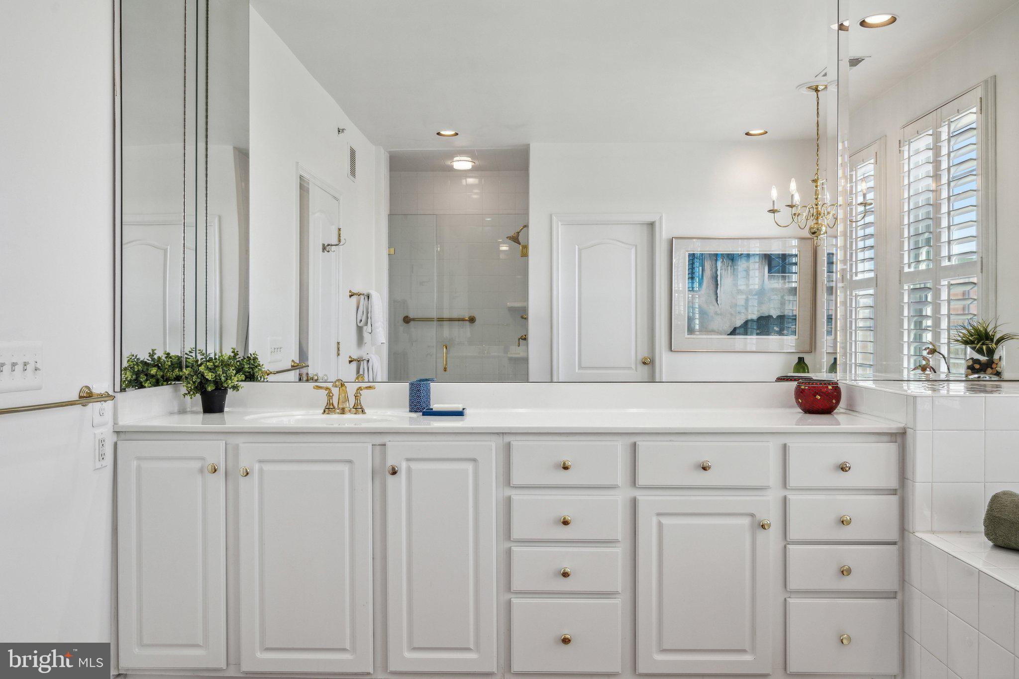 FALLSGROVE - Residential