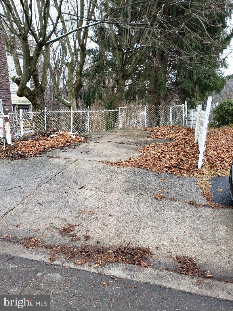 POTTSVILLE - Residential