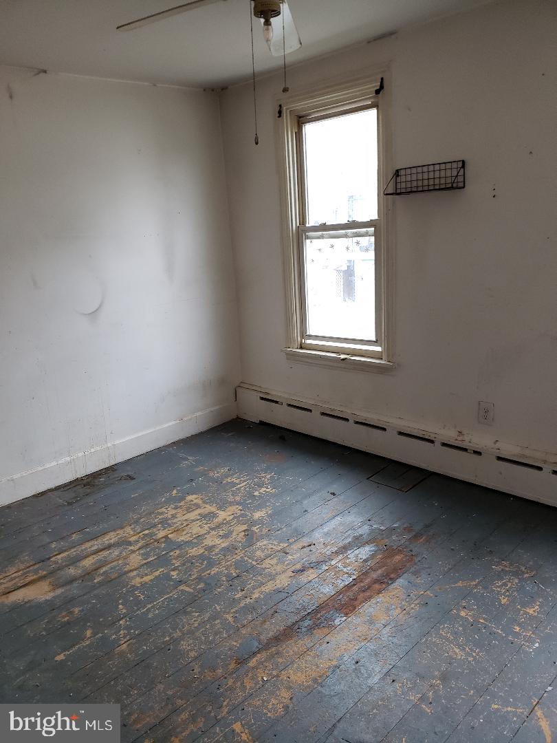 POTTSVILLE - Residential