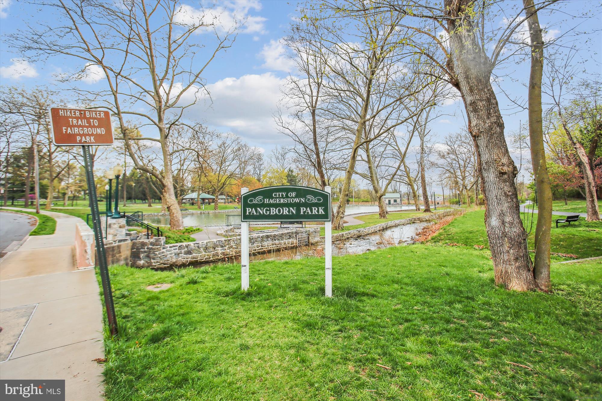 COBBLESTONE ESTATES - Residential