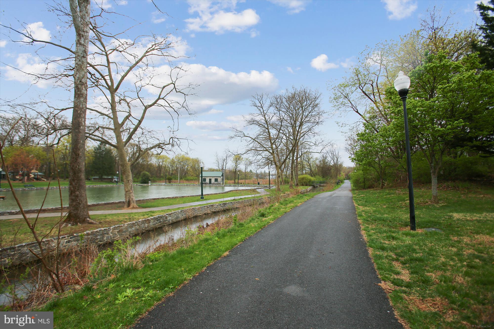 COBBLESTONE ESTATES - Residential