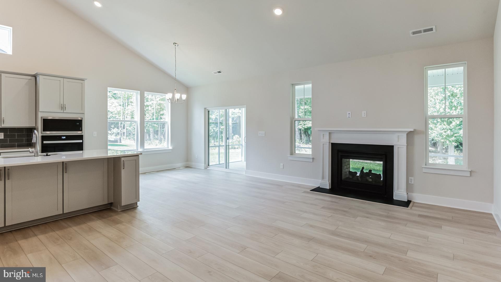 CYPRESS CREEK ESTATES - Residential