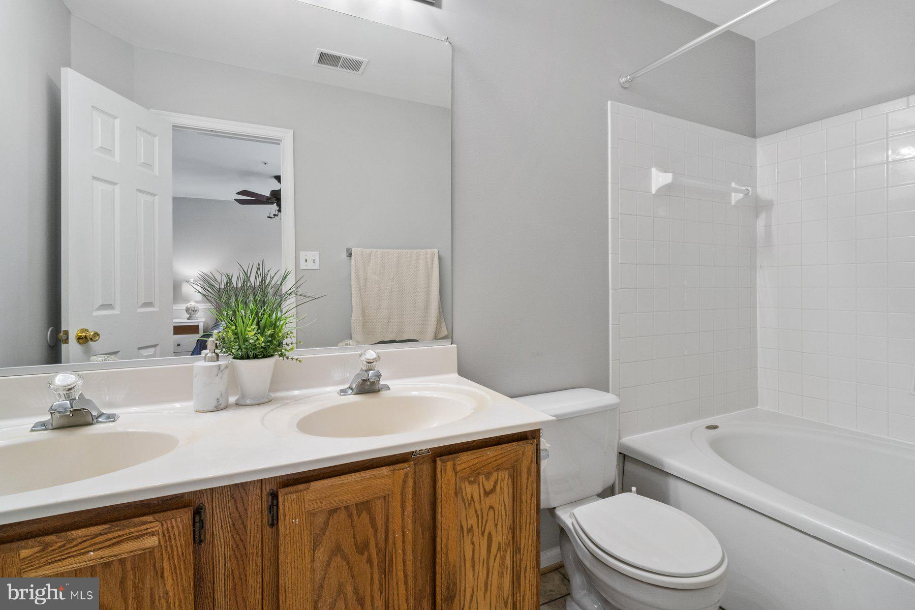 STONEBRIDGE - Residential