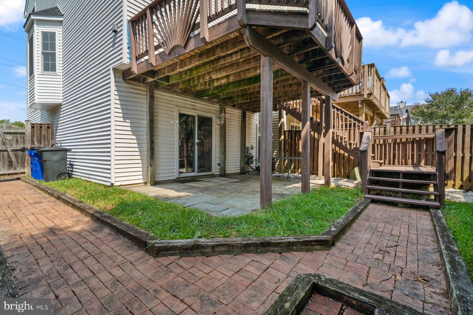 STONEBRIDGE - Residential