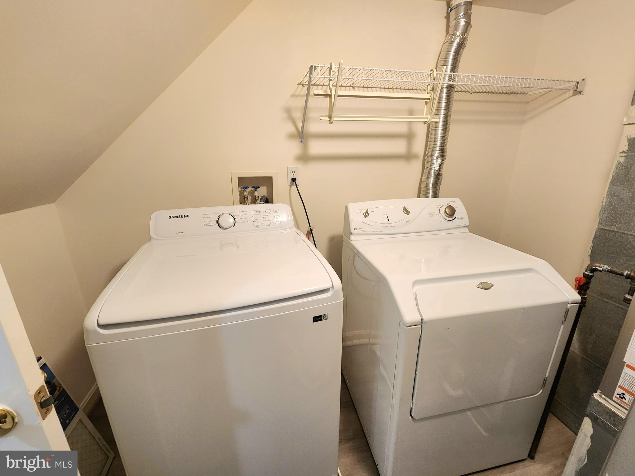 GERMANTOWN ESTATES - Residential