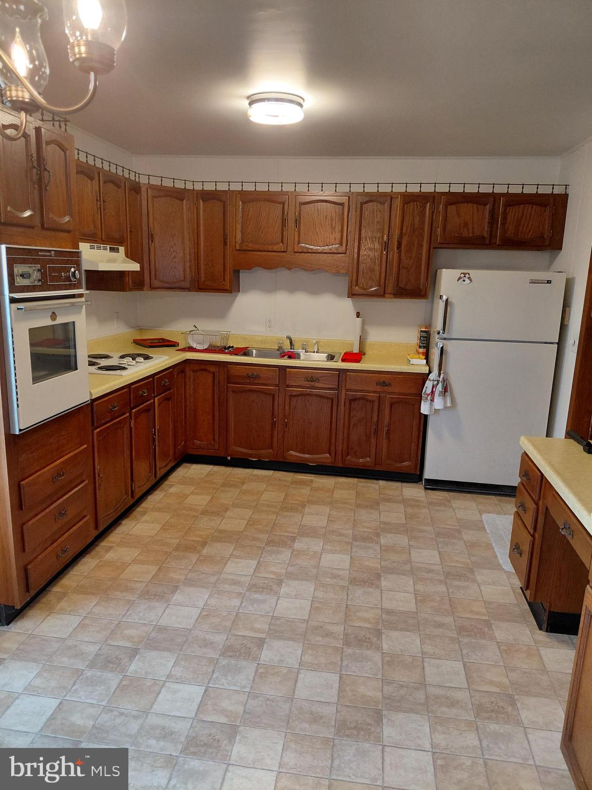 MONARCH HEIGHTS - Residential