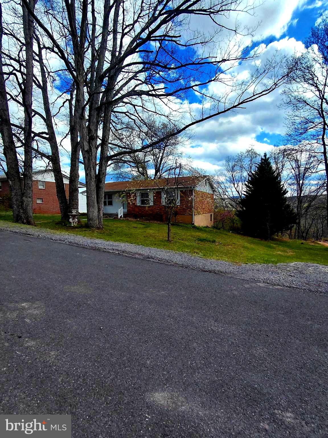 MONARCH HEIGHTS - Residential