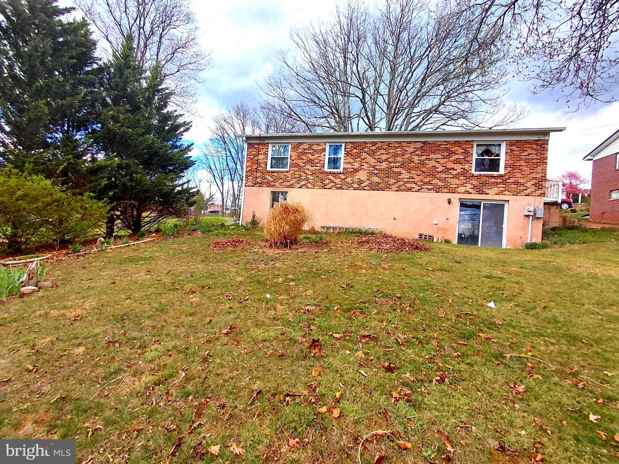 MONARCH HEIGHTS - Residential