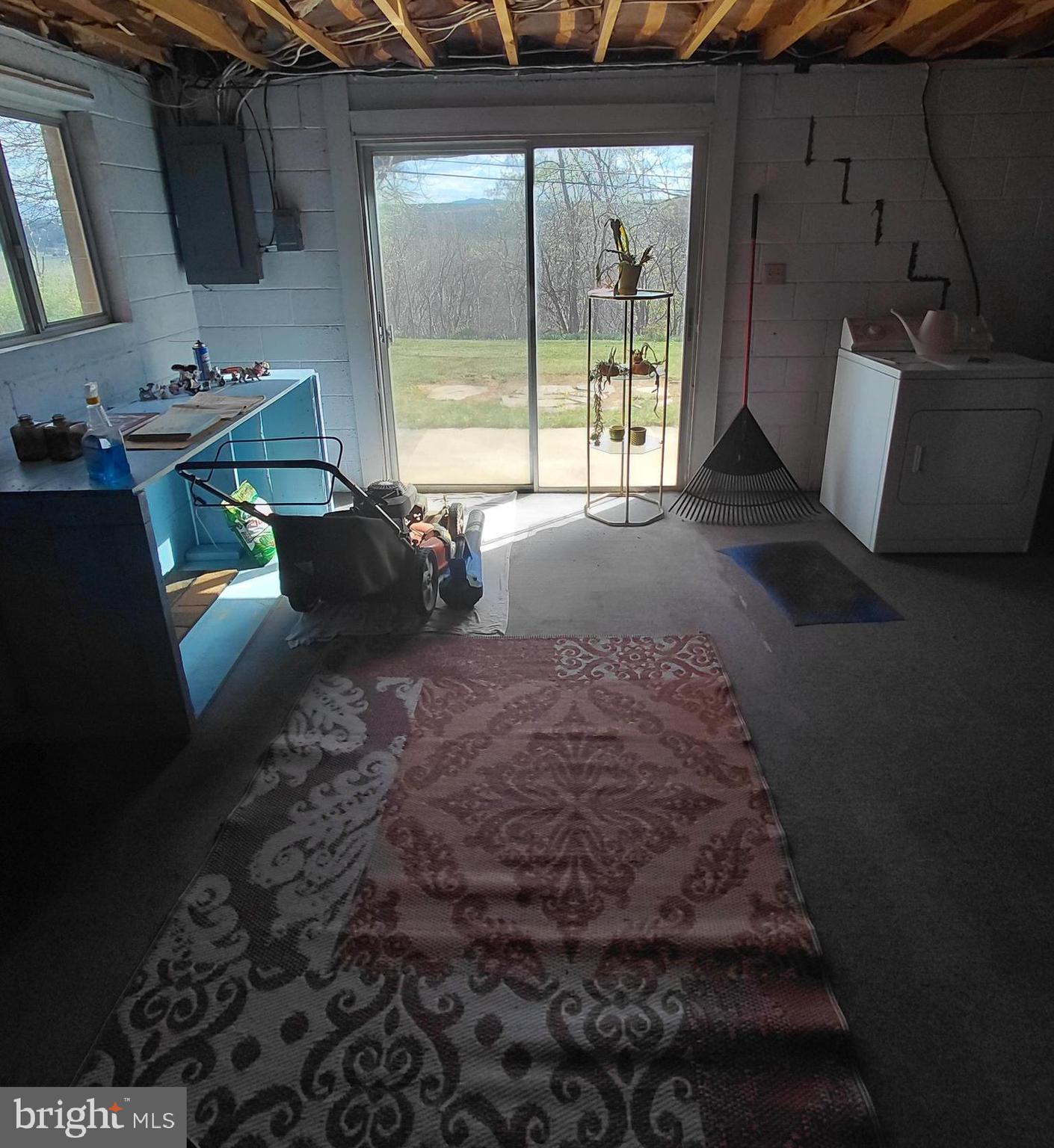 MONARCH HEIGHTS - Residential