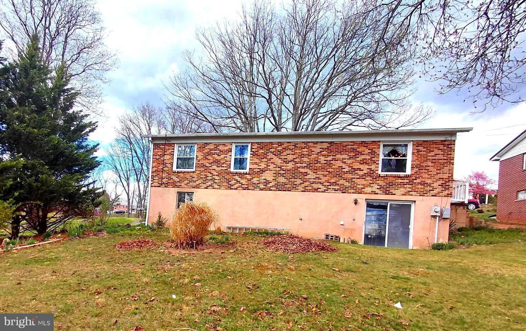 MONARCH HEIGHTS - Residential