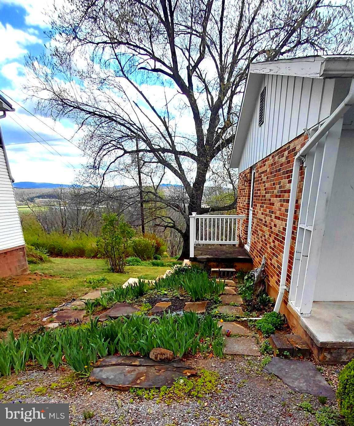 MONARCH HEIGHTS - Residential