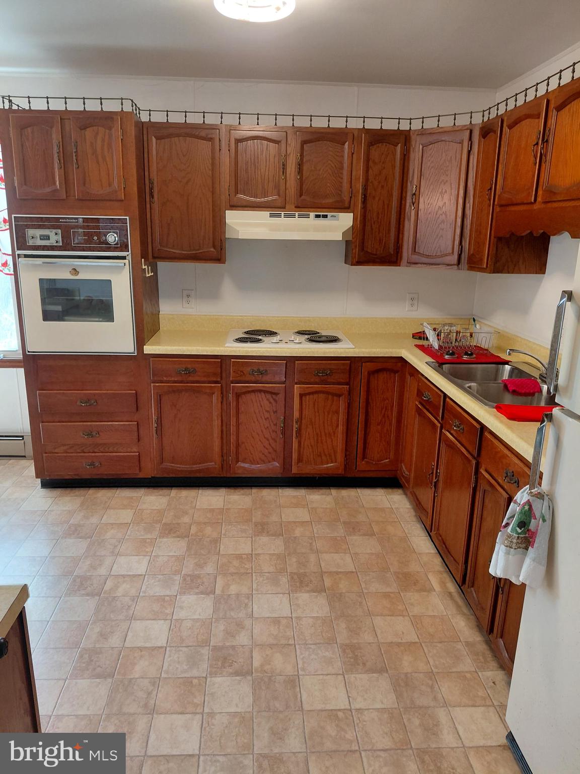 MONARCH HEIGHTS - Residential