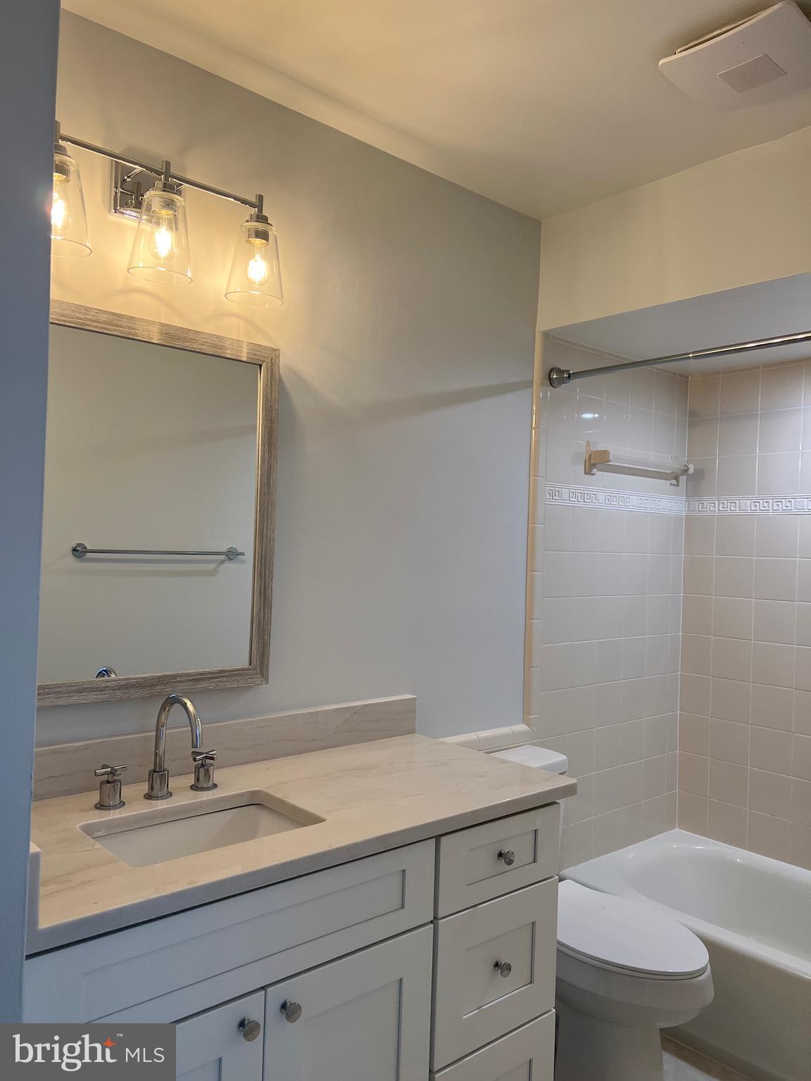 CARDINAL FOREST - Residential Lease