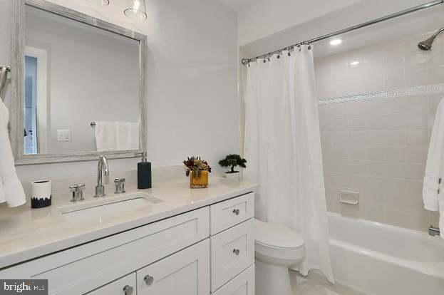 CARDINAL FOREST - Residential Lease