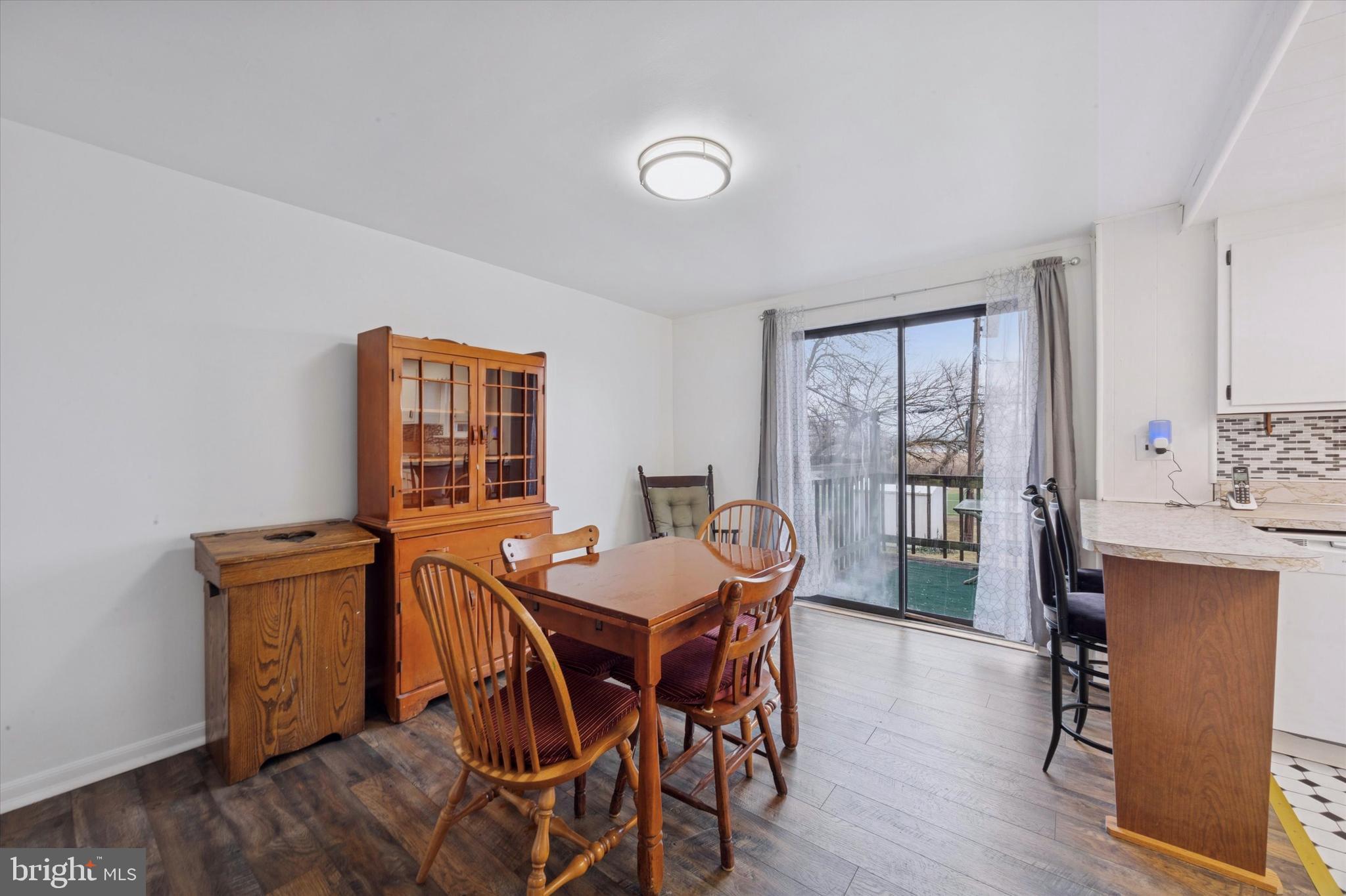 LEEDOM ESTS - Residential