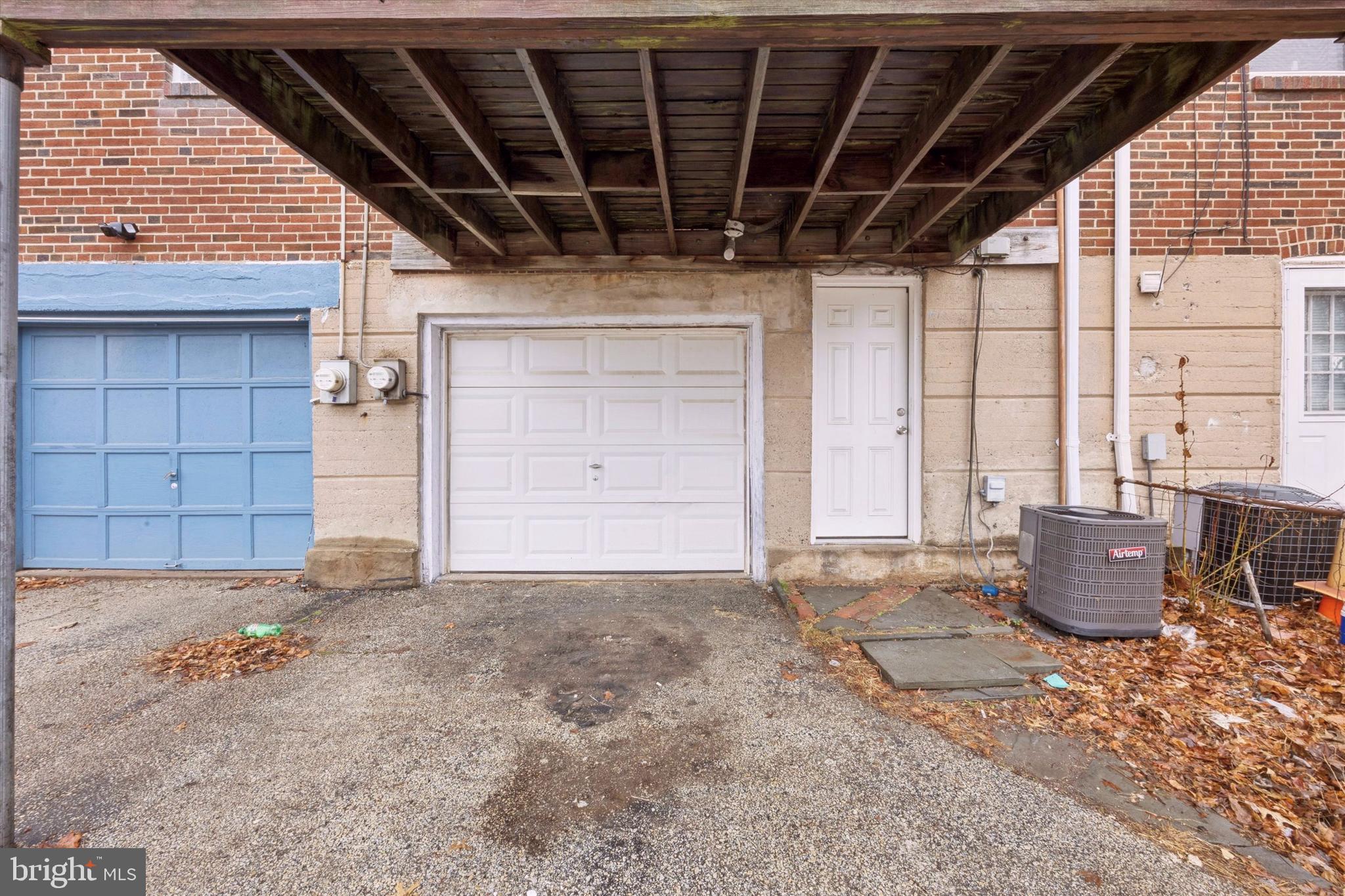 LEEDOM ESTS - Residential