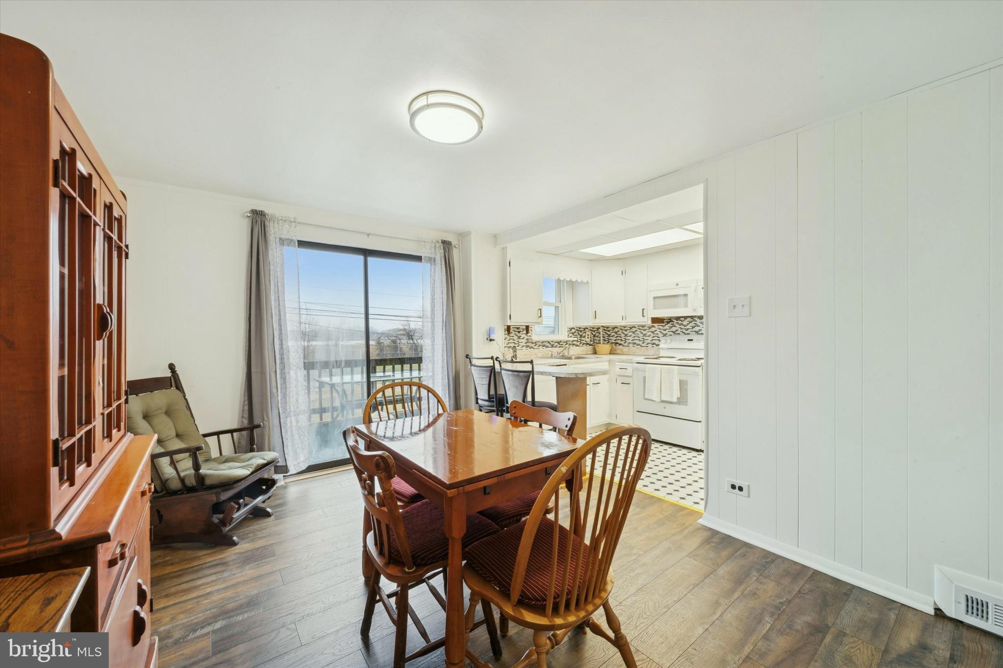 LEEDOM ESTS - Residential