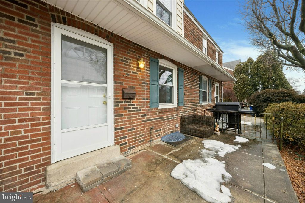 Photo of 631 Darby Road, RIDLEY PARK, PA 19078 (MLS # PADE2108092)