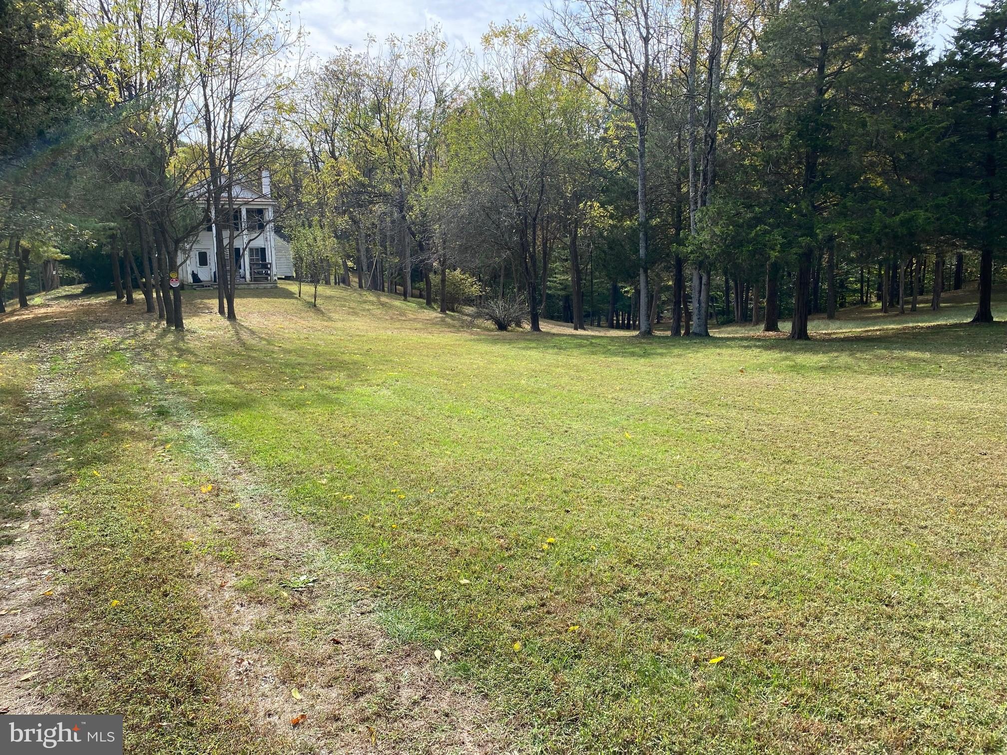 2202 BELVEDERE DRIVE