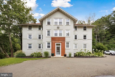 Condo For Rent - 3 S Brandywine Avenue #2ND FLOOR UNIT 4<br/> Chester County, MODENA, PA 19320