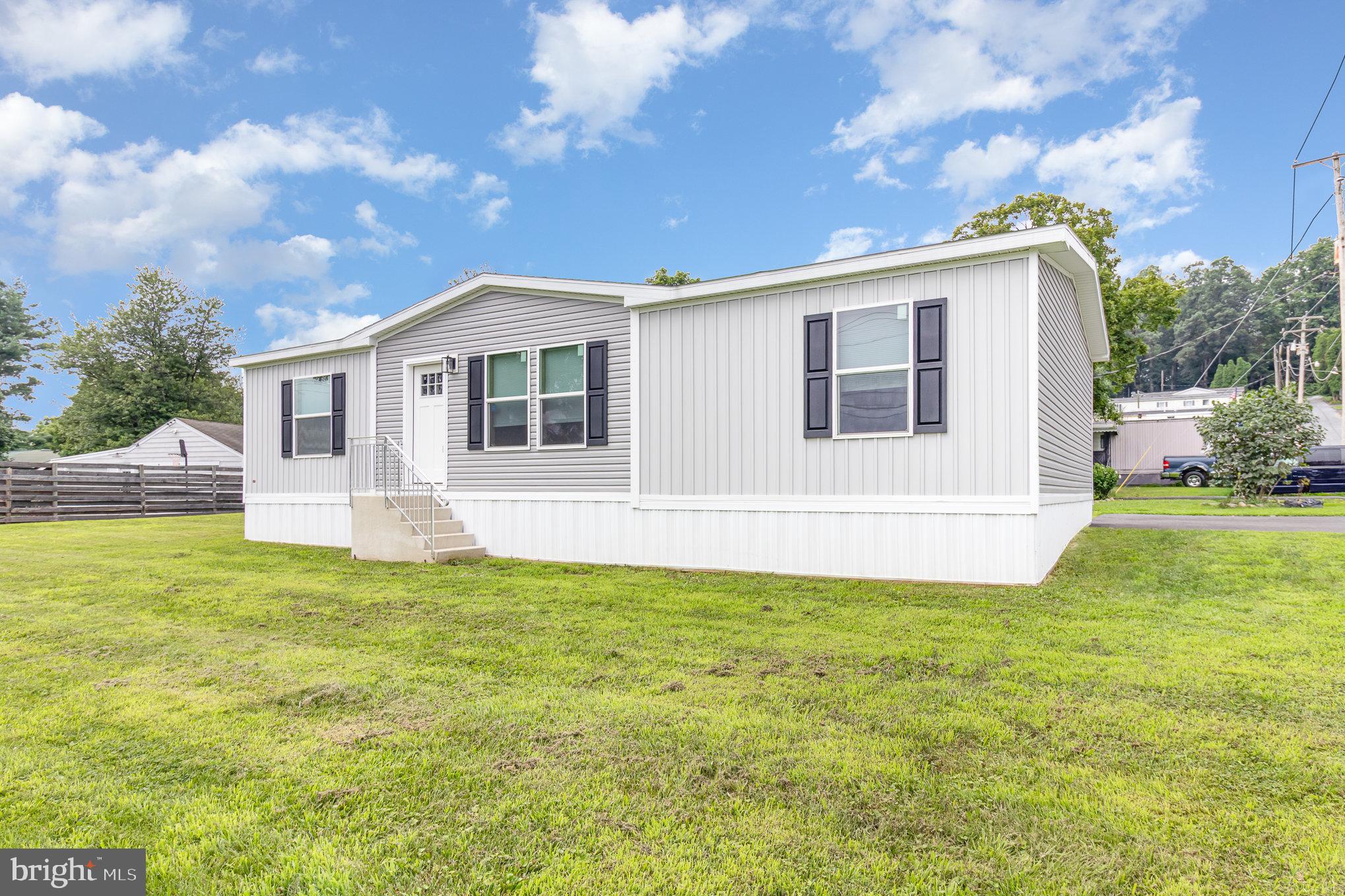 12 LEBANON VALLEY COURT
