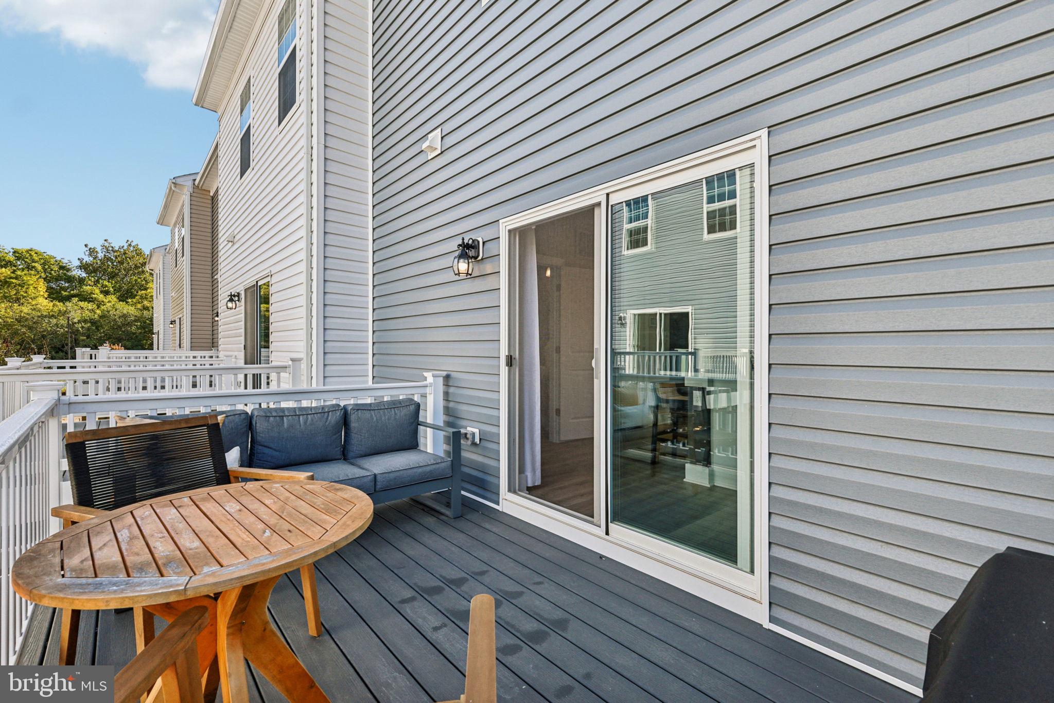 ABRAMS CROSSING - Residential