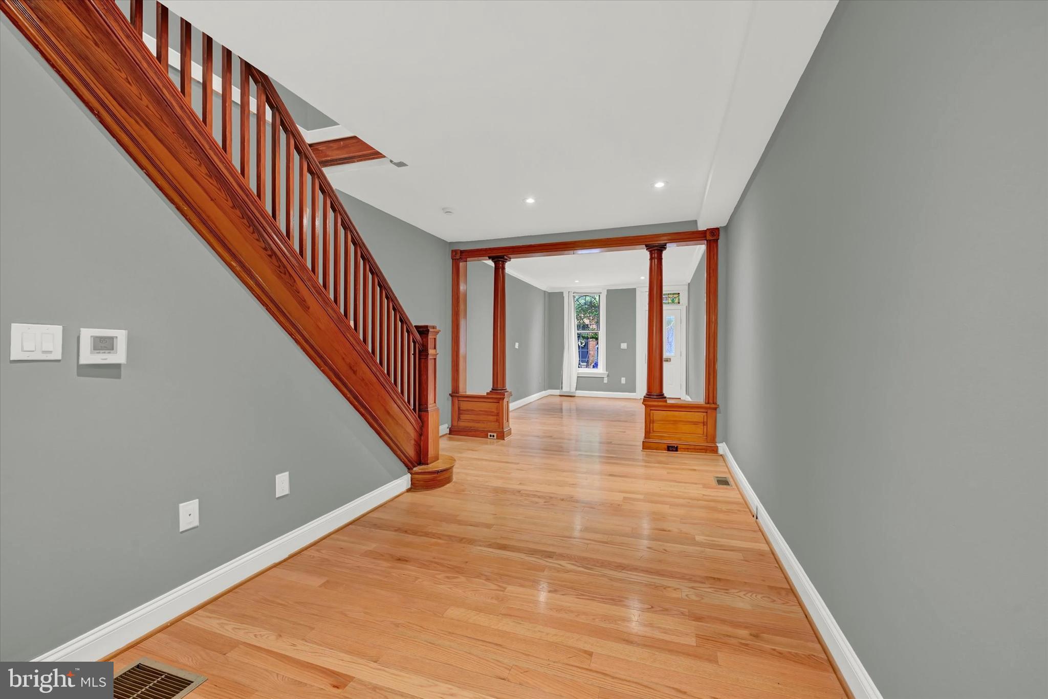 LOCUST POINT - Residential