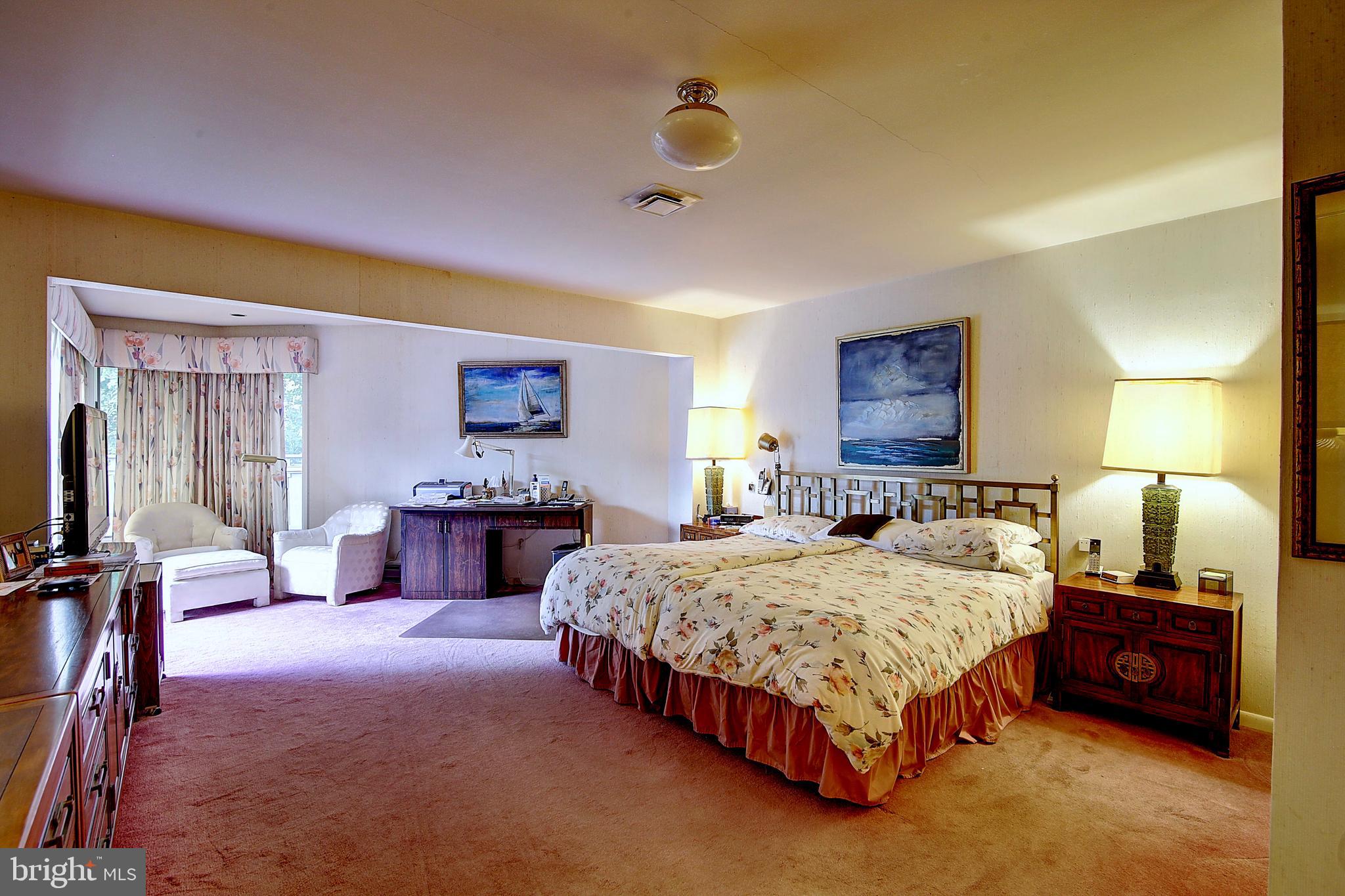 FOUNTAIN HEAD - Residential