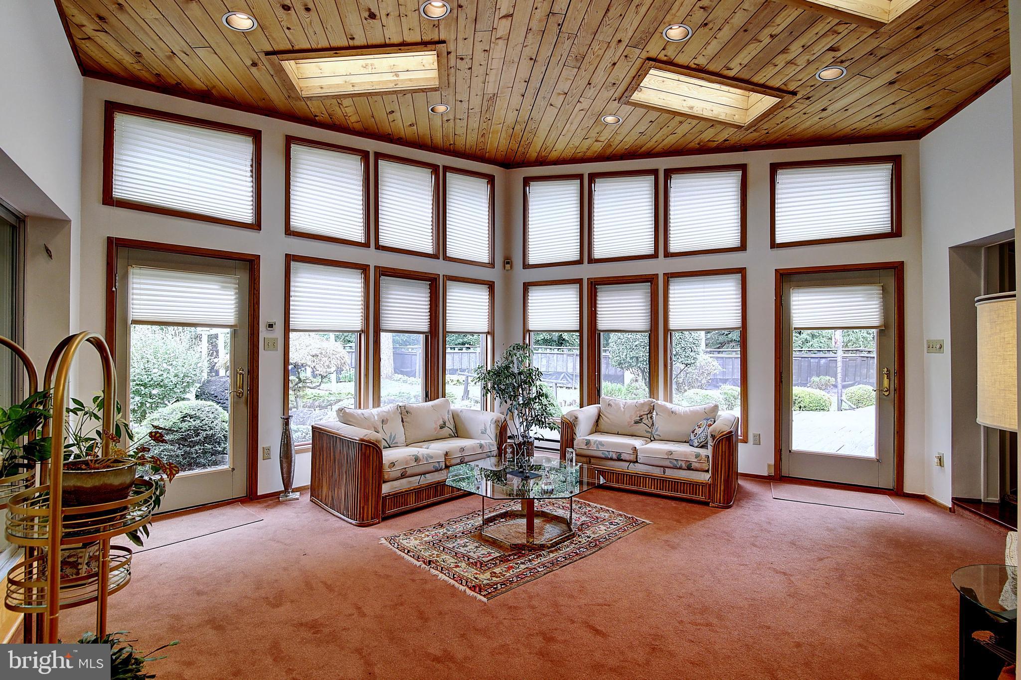 FOUNTAIN HEAD - Residential