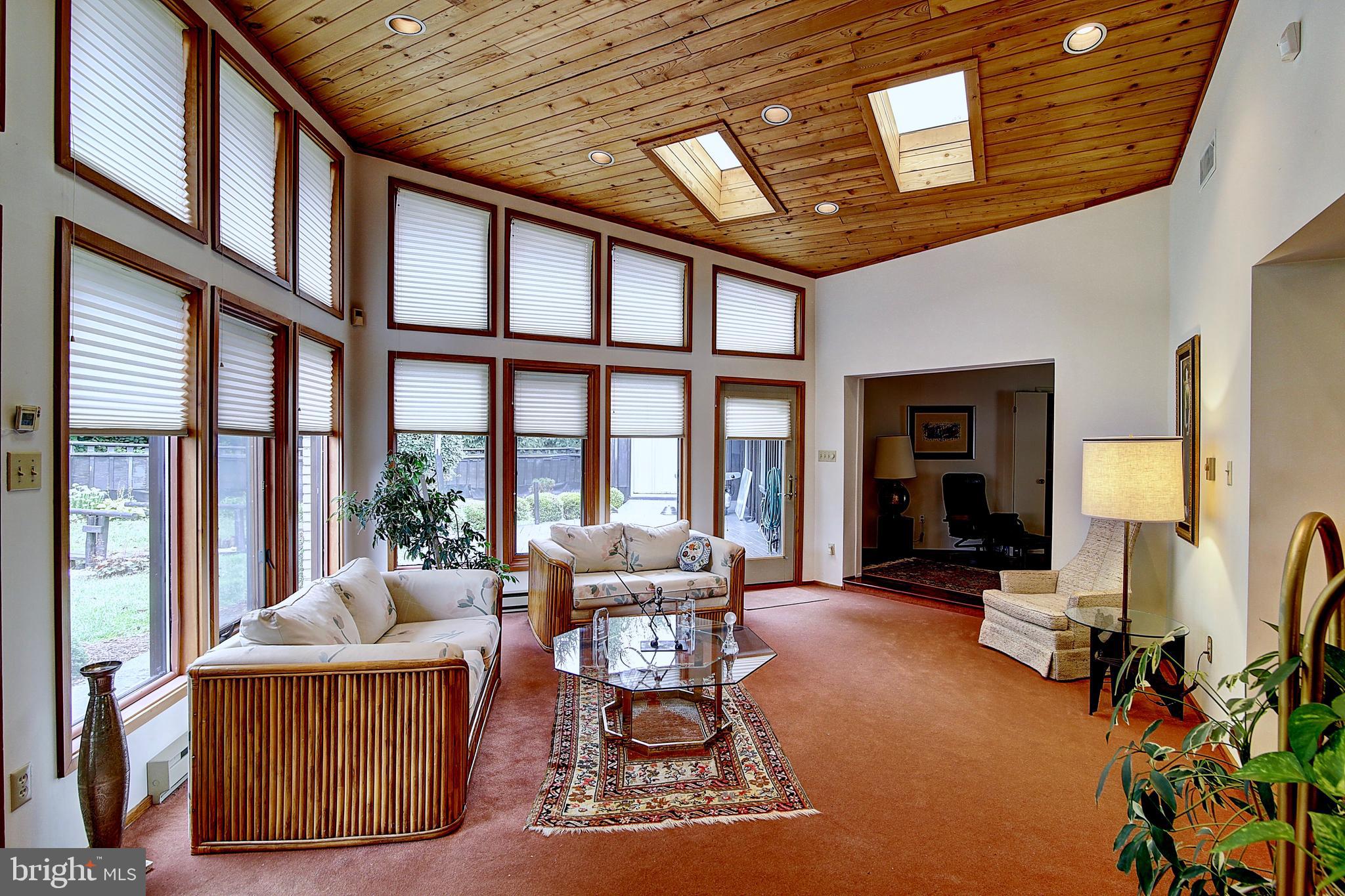 FOUNTAIN HEAD - Residential