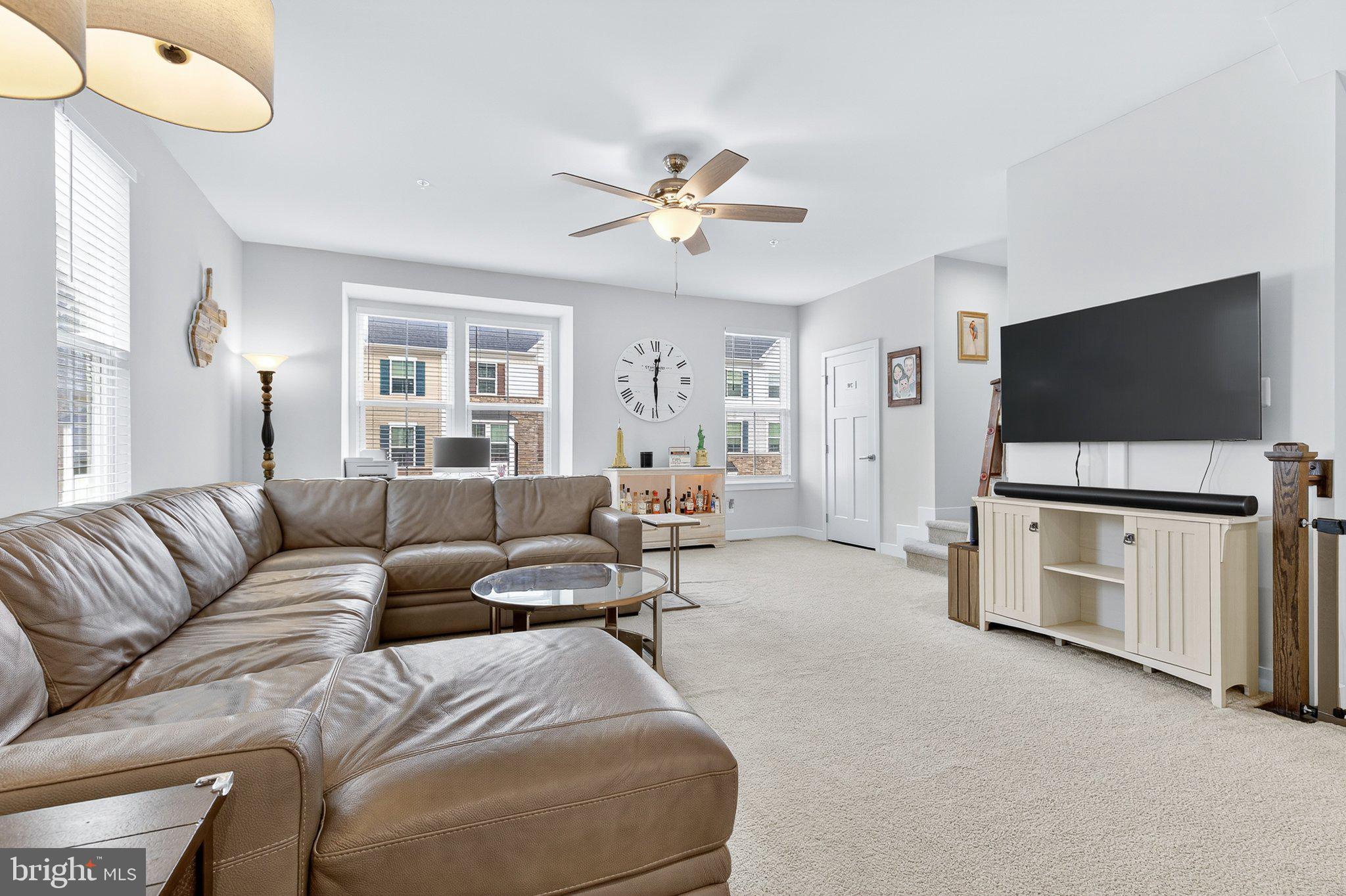 1149 ROSECROFT LANE 58