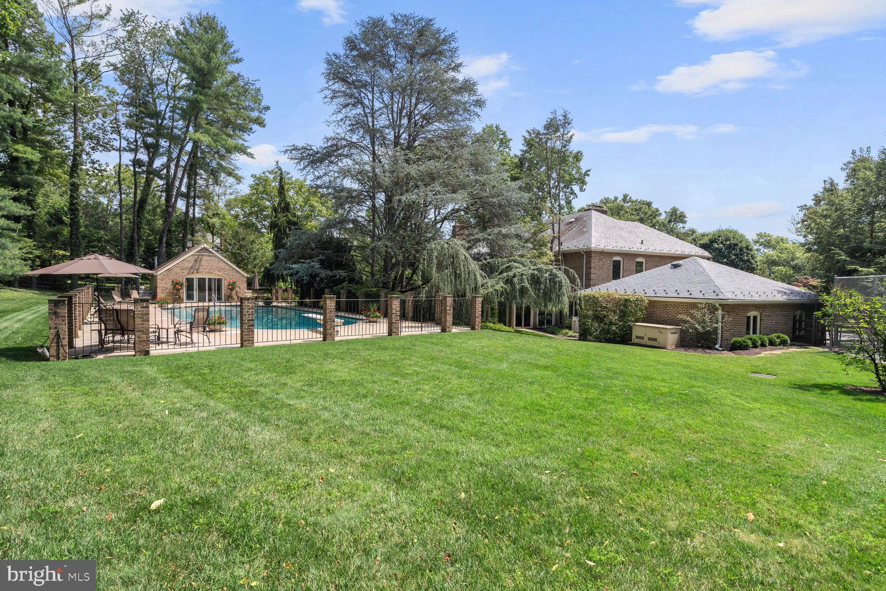 POTOMAC FALLS - Residential