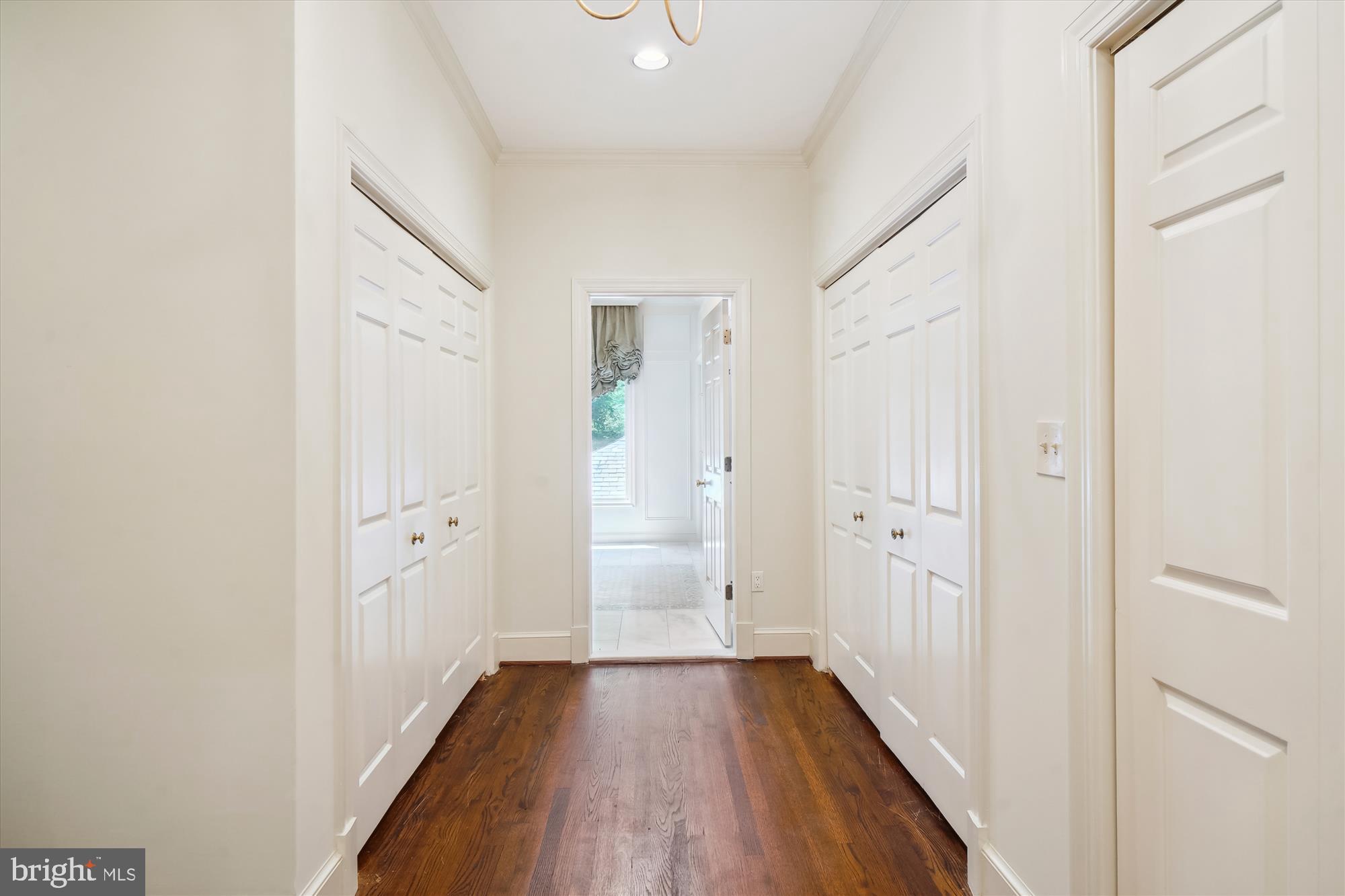 POTOMAC FALLS - Residential