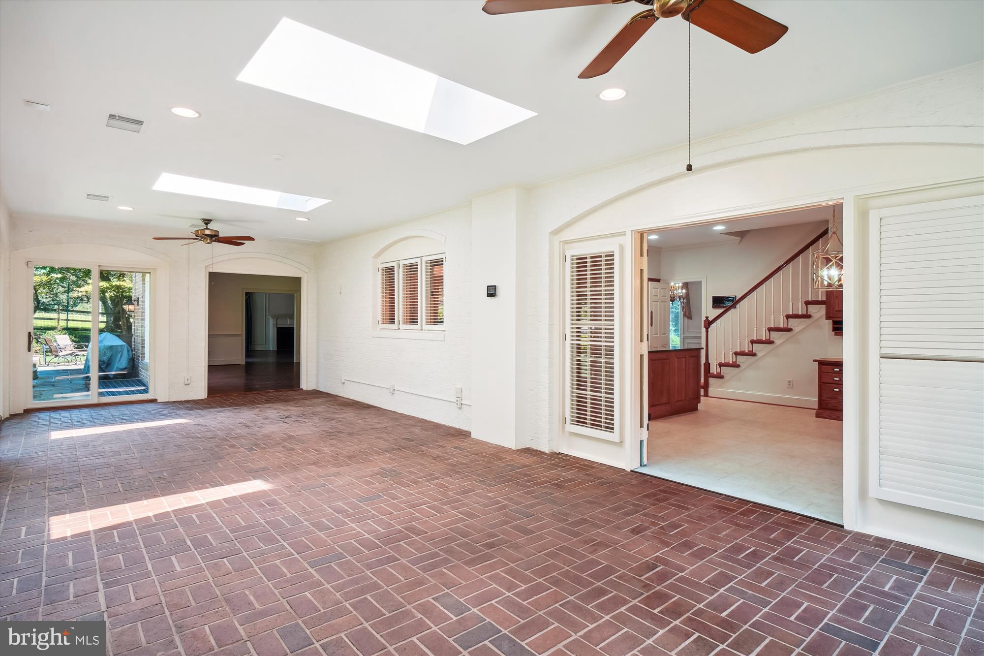 POTOMAC FALLS - Residential