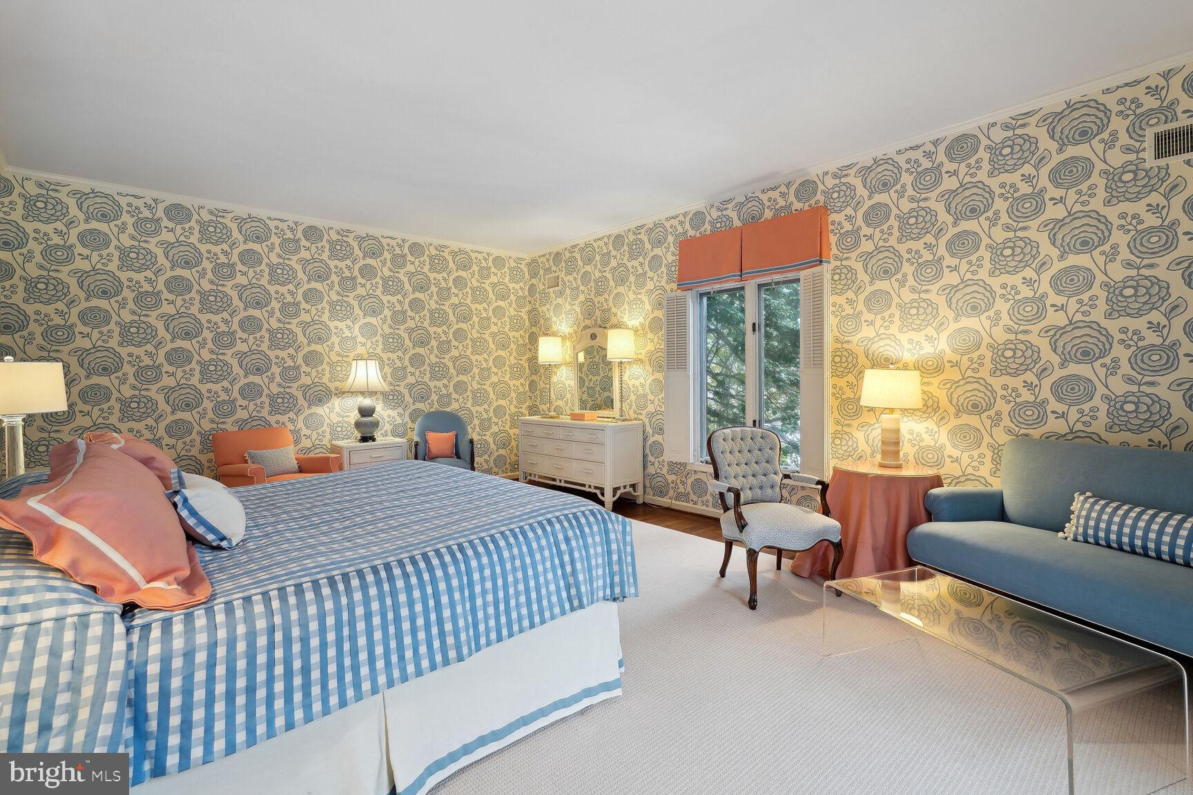 POTOMAC FALLS - Residential