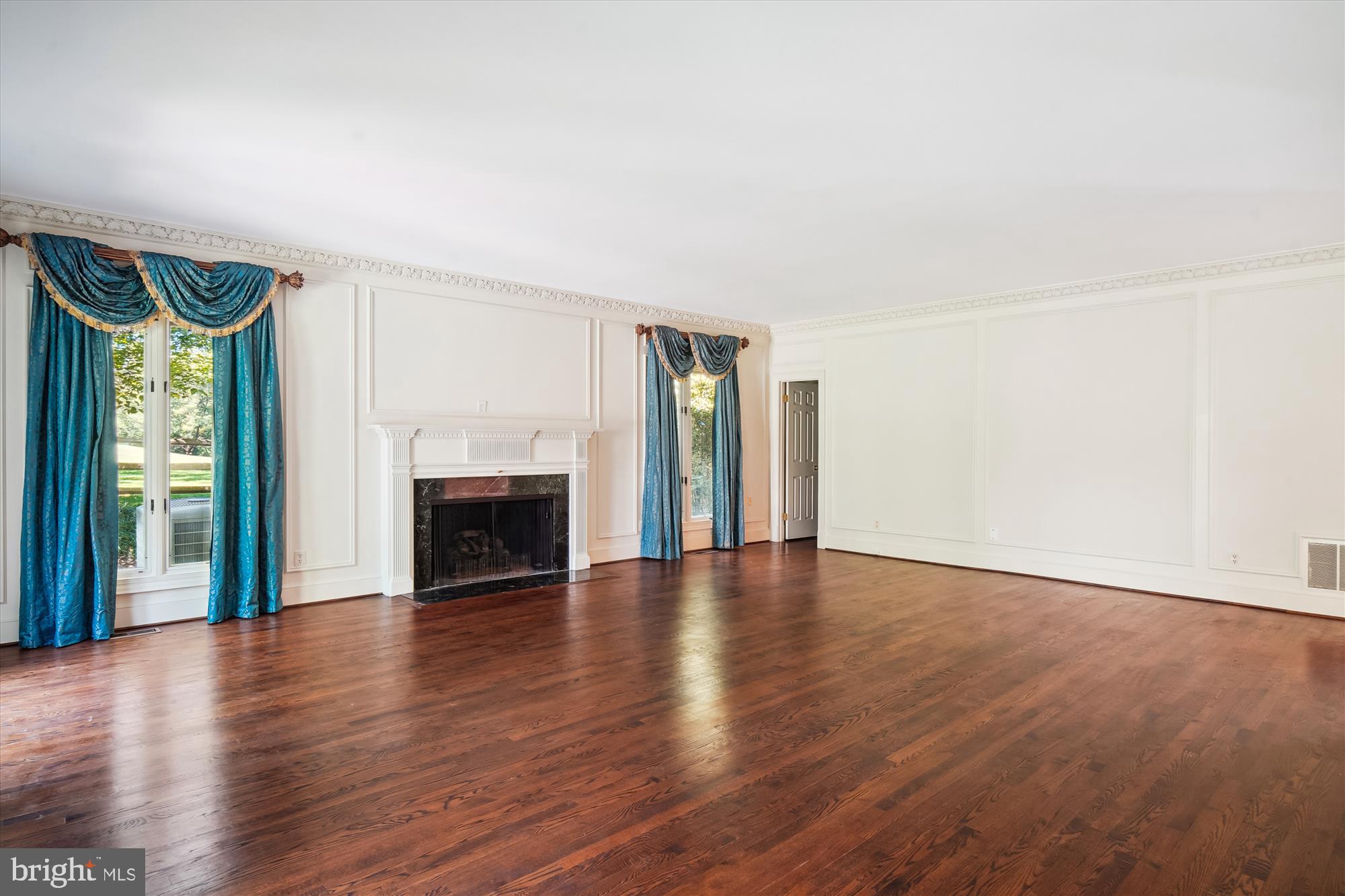 POTOMAC FALLS - Residential