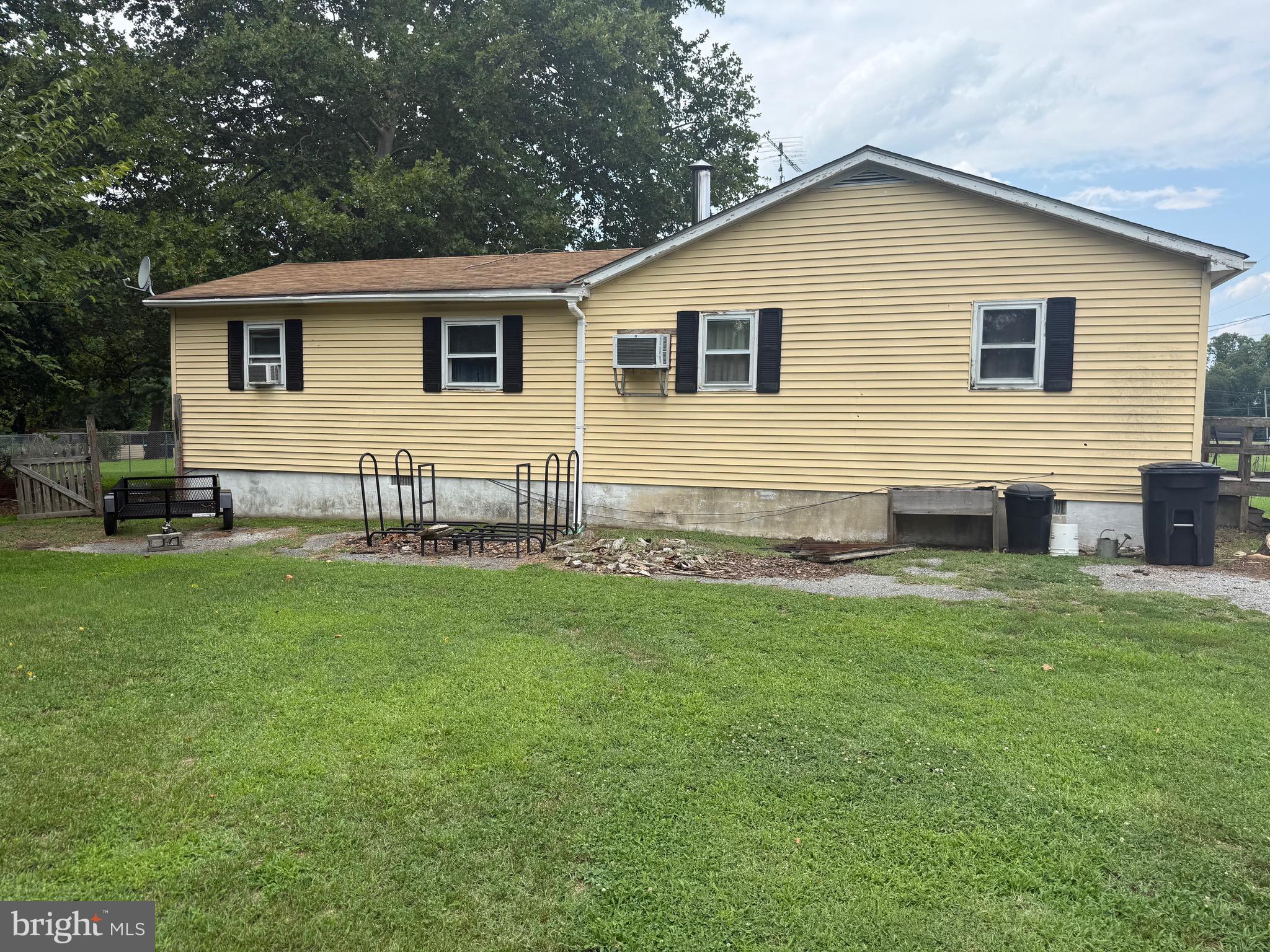 727 CICADA LANE