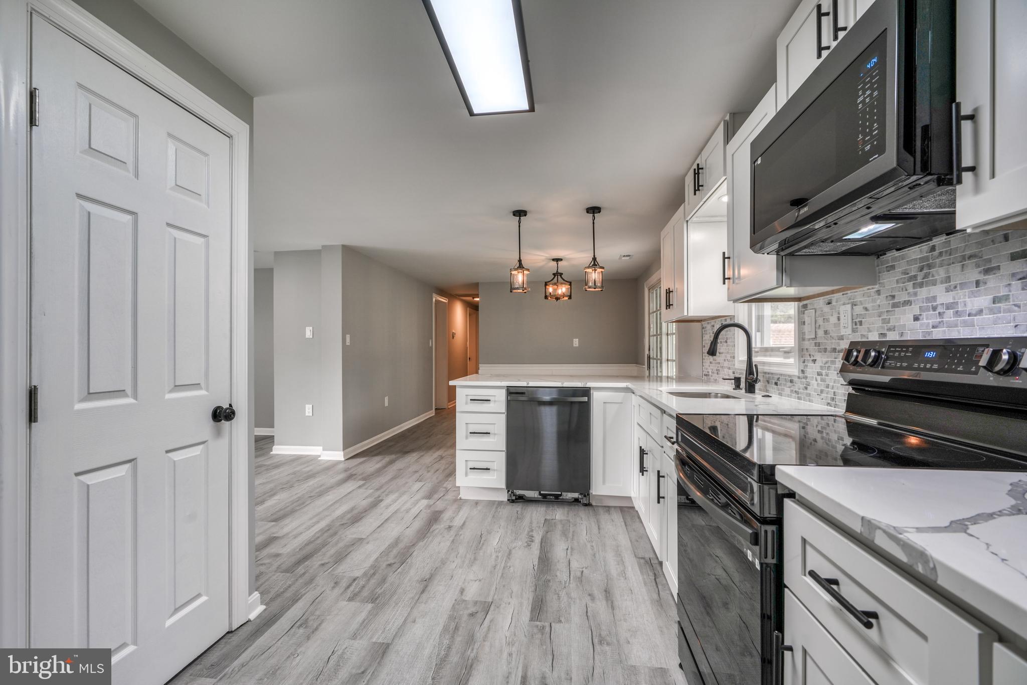 LONG BEACH ESTATES - Residential